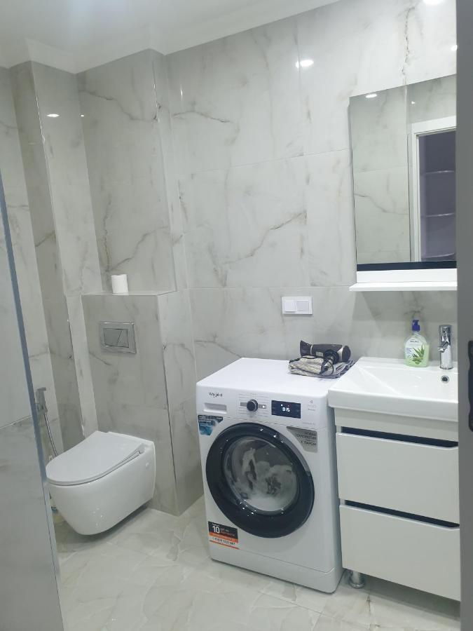 צ'יסינאו Oasis Premium Class 1Bd Apartment With Living Room מראה חיצוני תמונה